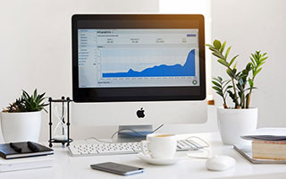 《尖峰时刻2》曾凝聚观众，《尖峰时刻4》恐适得其反