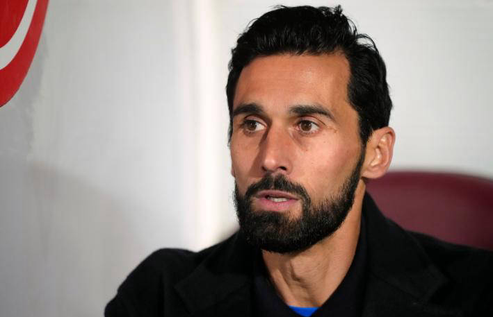 冬窗拒绝引援！佛爷节俭乖张，阿韦洛亚恐难逃责任，夏季换帅成关键转折